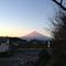 素晴らしい朝、赤富士。静岡県裾野市時之栖より。