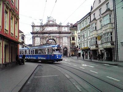 オーストリア旧市街の路面電車