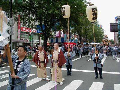 mikoshi1